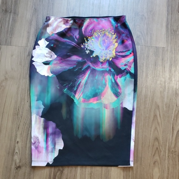 Apt. 9 Dresses & Skirts - Apt 9 floral Skirt